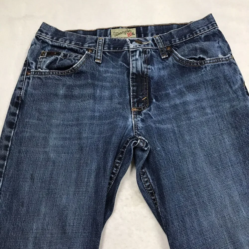WRANGLER 20X Style 02 Jeans Men 30x31 Slim Fit Distressed Whiskered Western